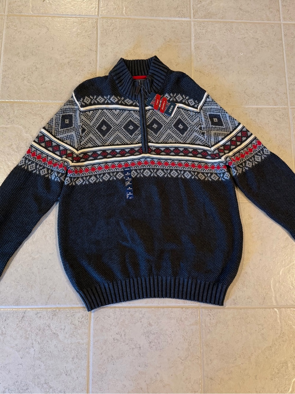 IZOD Holiday Sweater